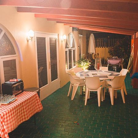 Courtesy Apartments Aruba オラニエスタッド エクステリア 写真